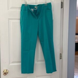 talbots ankle length pants on me. 5’2”.  may be capri on taller person😀